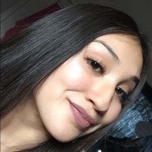 Meet your Posher, Reyna